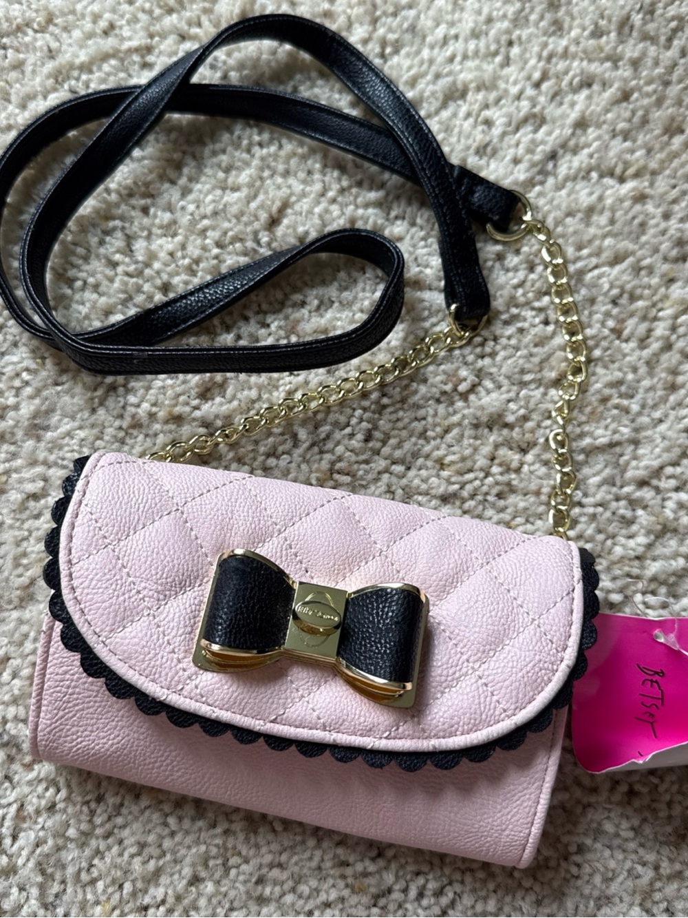 AUTHENTIC BETSEY JOHNSON QUILTED HEARTS CROSSBODY HANDBAG NWT